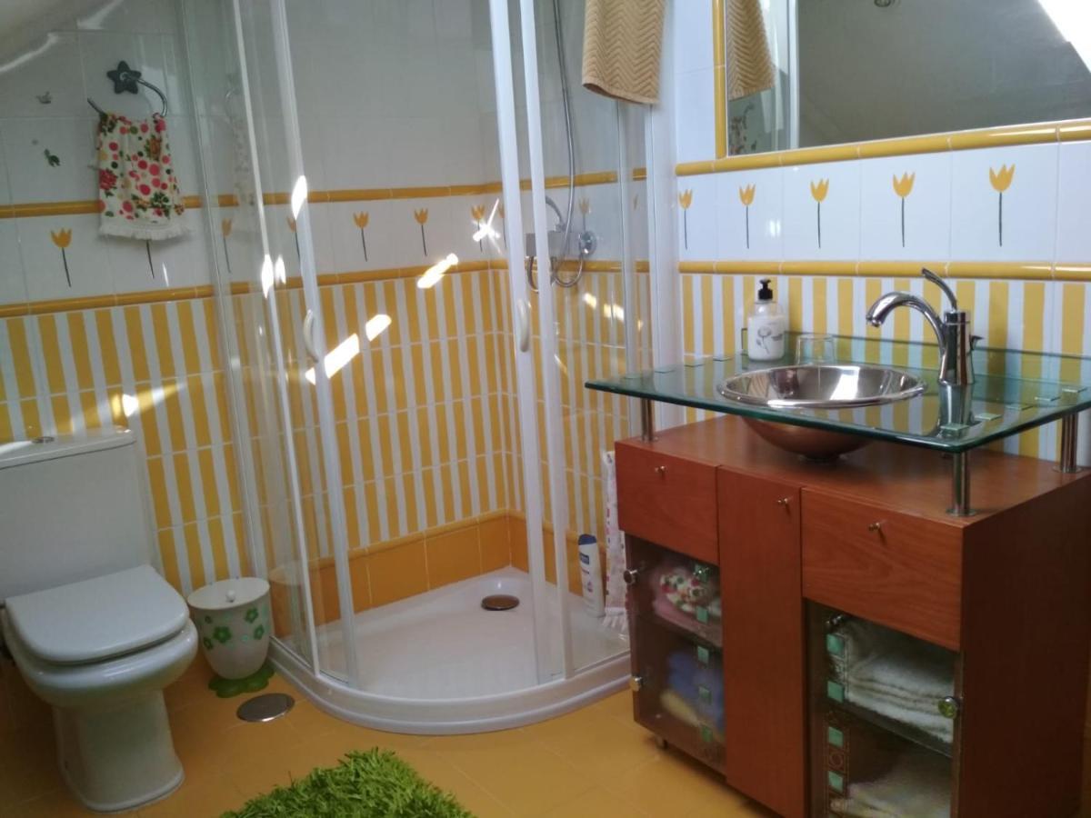 Alojamientos Marte Habitacion Con Bano Torrelavega Kültér fotó
